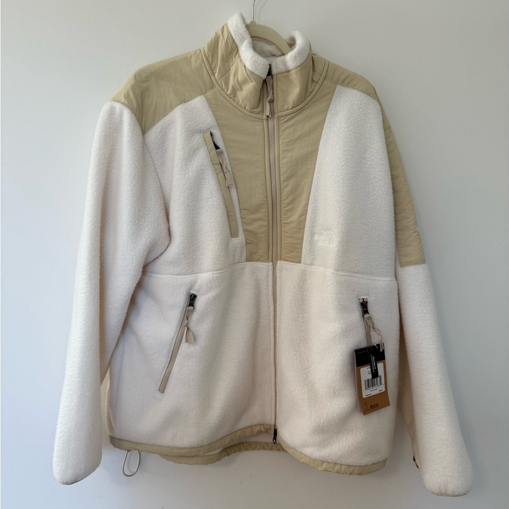 NWT The North Face Men's 94 Sherpa Denali Jacket in Gardenia White & Gravel